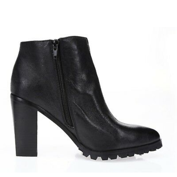 Steven Madden Leather "Norris" Bootie - Picture 3 of 7